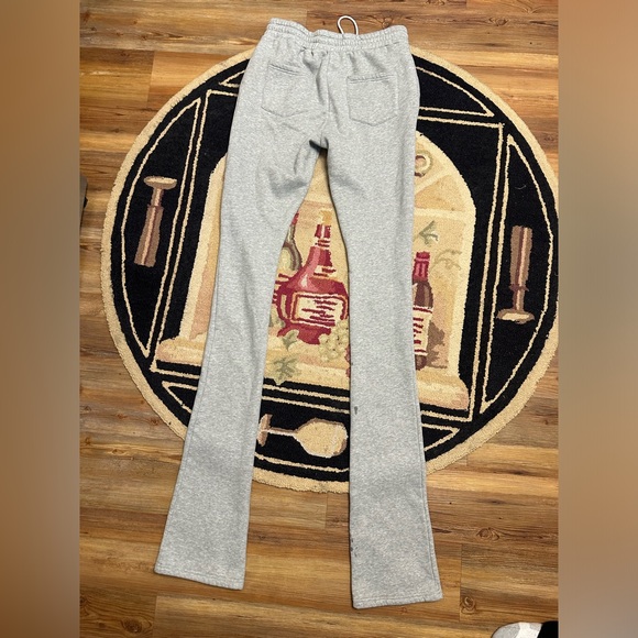 Stacked Fit Sweatpants - Picture 4 of 6